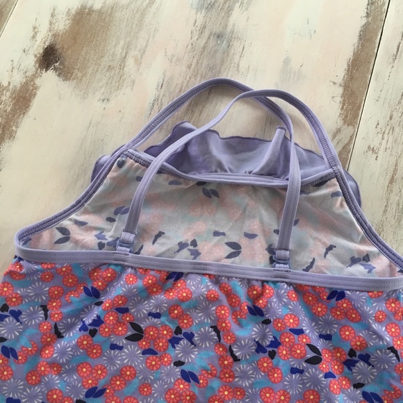 2 Piece Tea Swimsuit - Picture 3 of 7